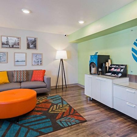 Woodspring Suites Davenport Quad Cities Экстерьер фото