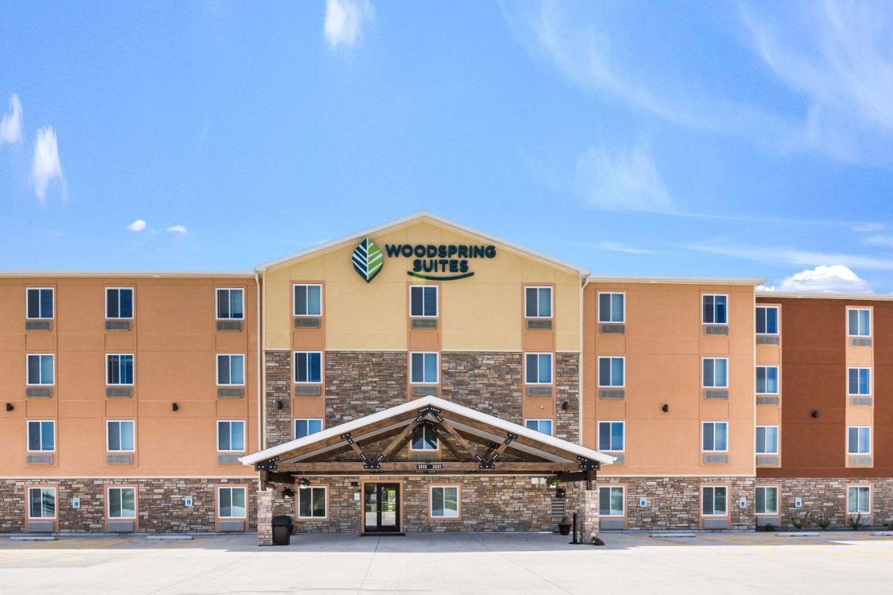 Woodspring Suites Davenport Quad Cities Экстерьер фото