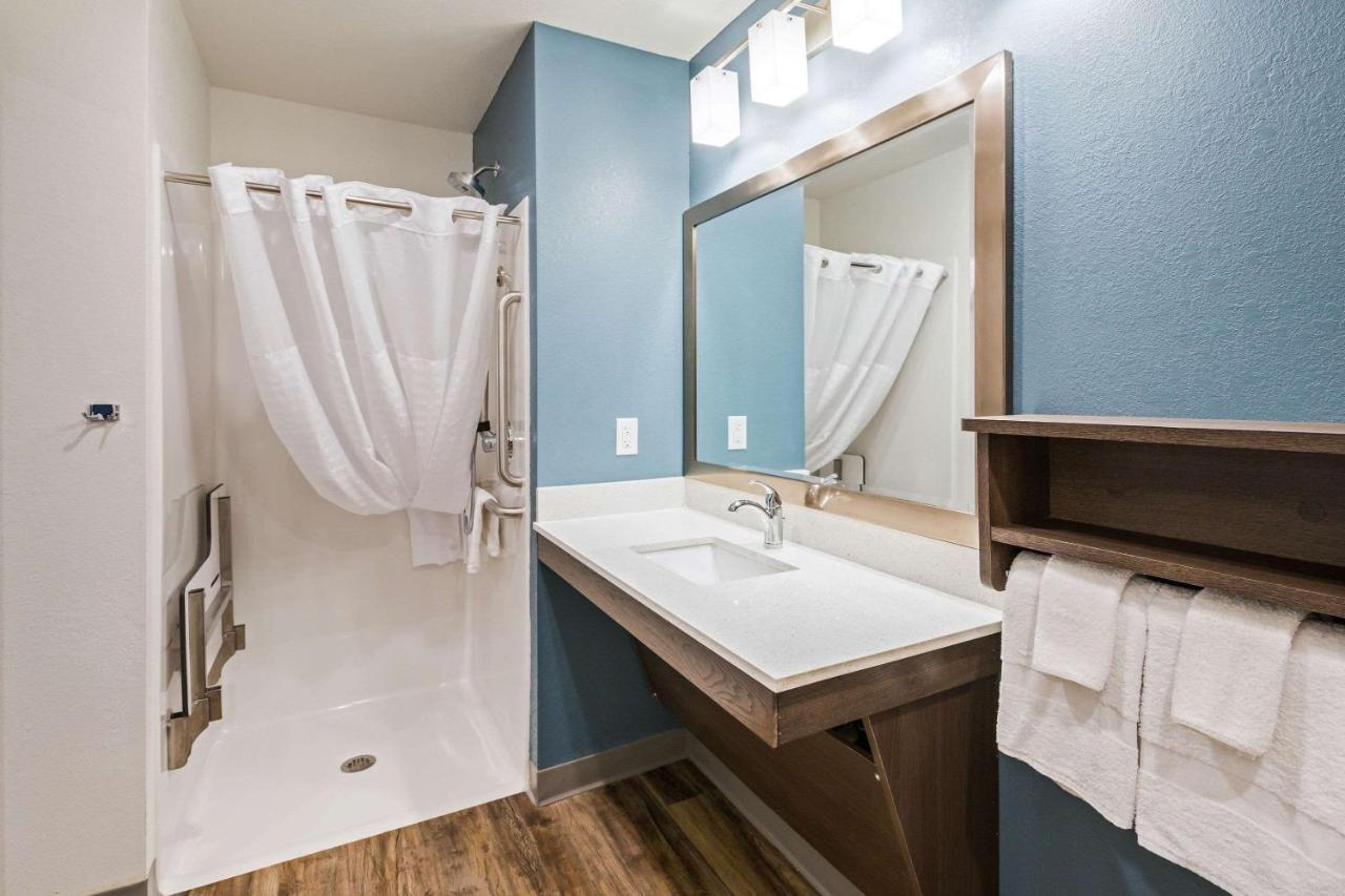 Woodspring Suites Davenport Quad Cities Экстерьер фото